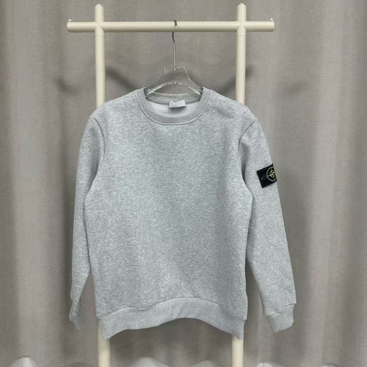 Fleece sweatshirt