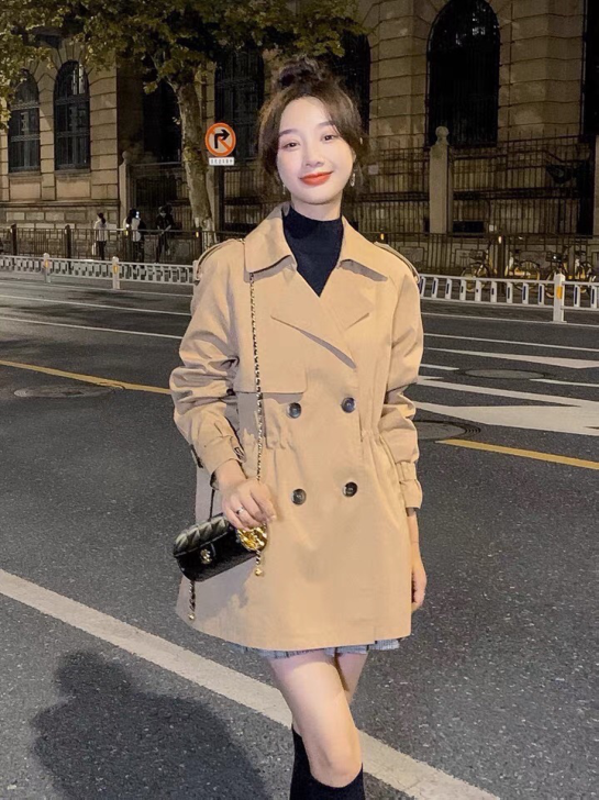 Women’s trench coat