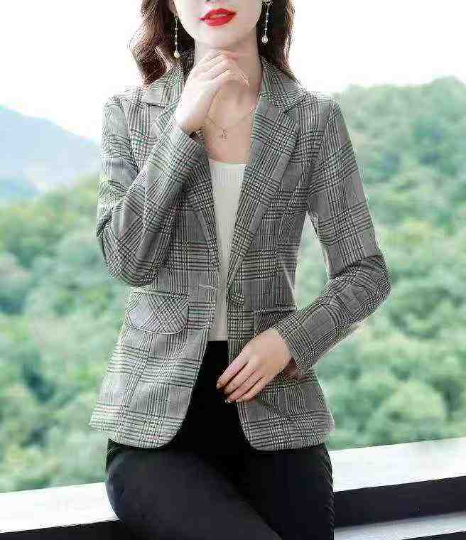 Women's vintage checkered suit jacket