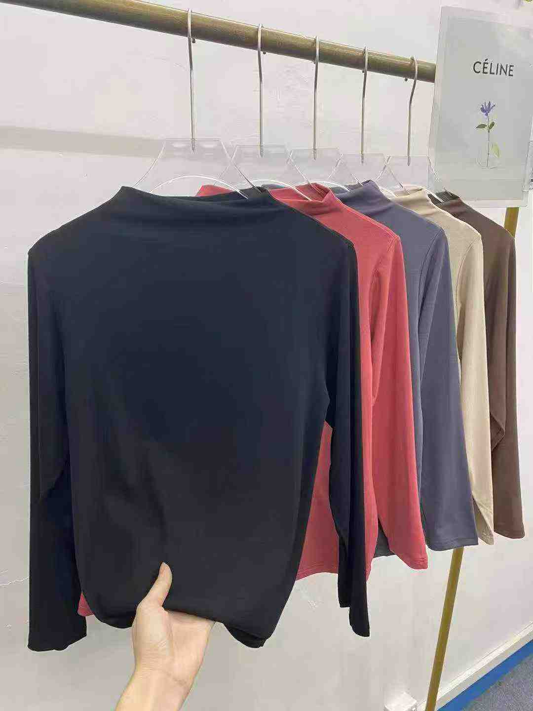 Women's high-necked base layer shirt