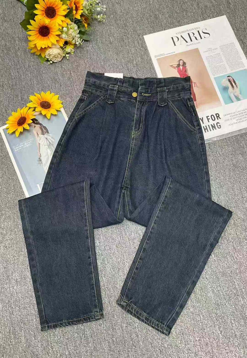 Women‘s jeans