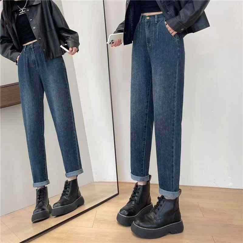 Women‘s jeans