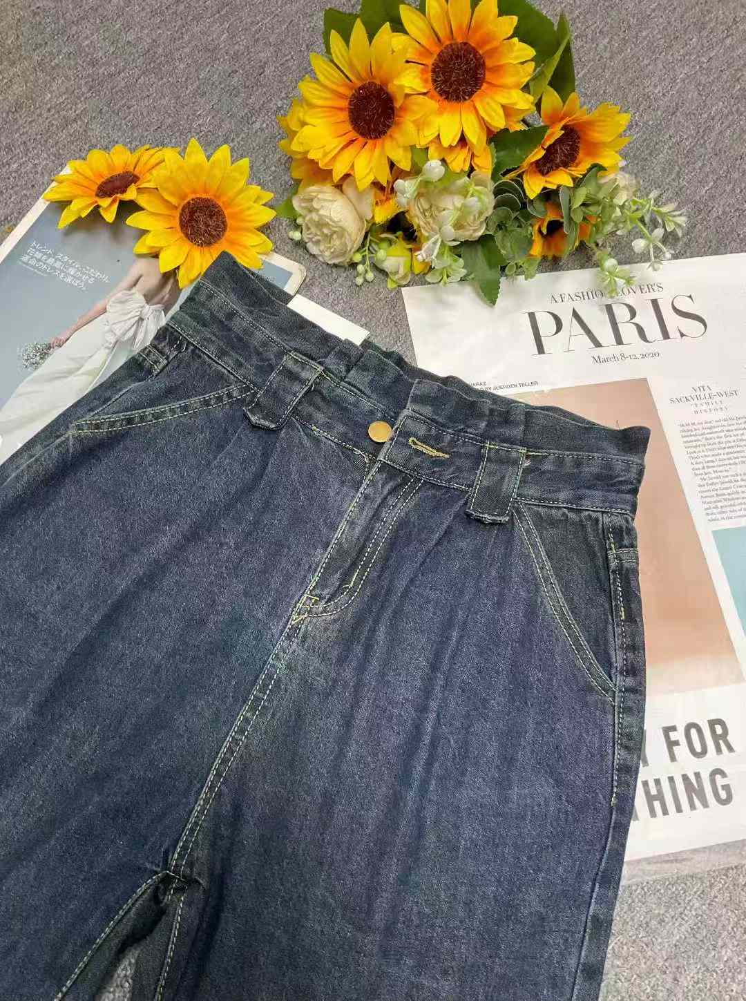 Women‘s jeans
