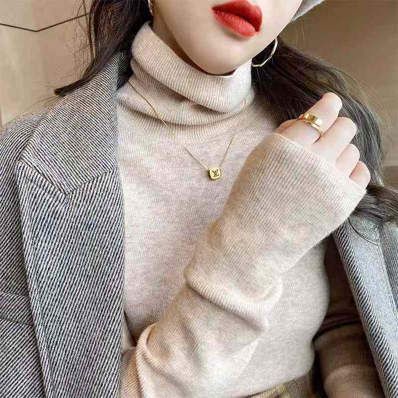 Women's woolen base layer shirt