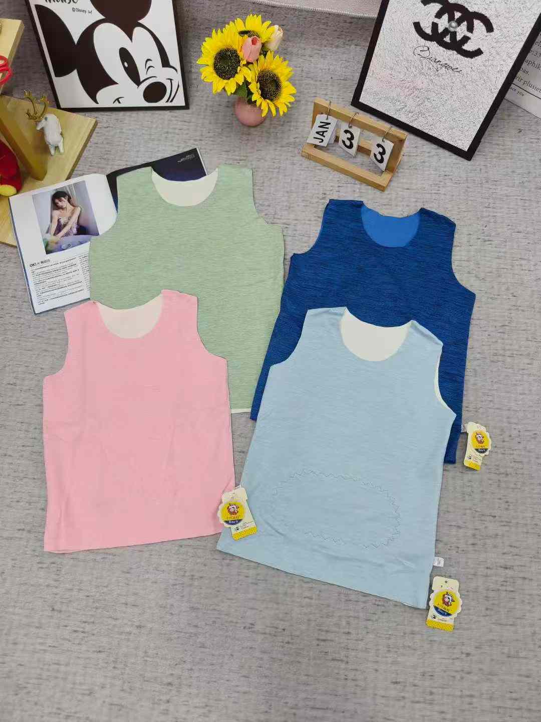 Kid's tummy-protection vest