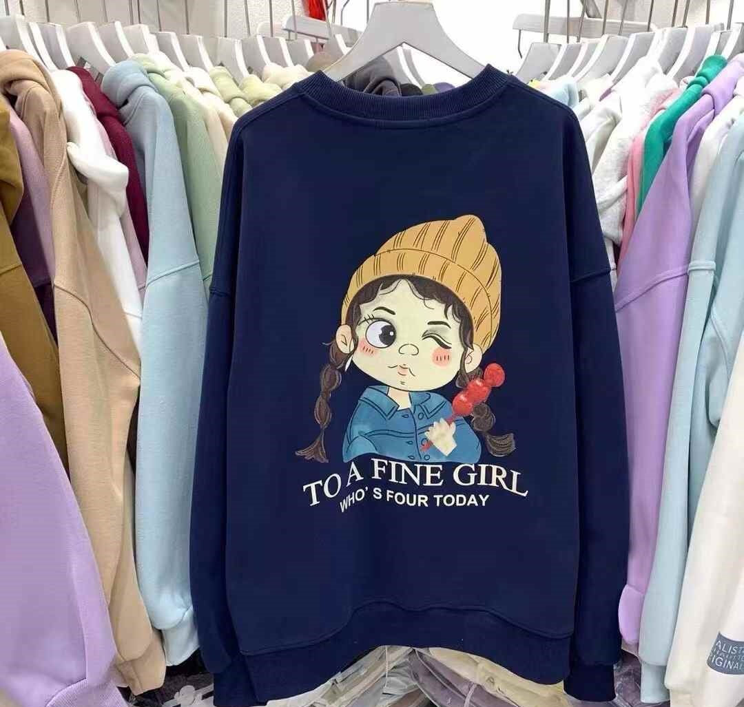 Women round-neck sweatshirt