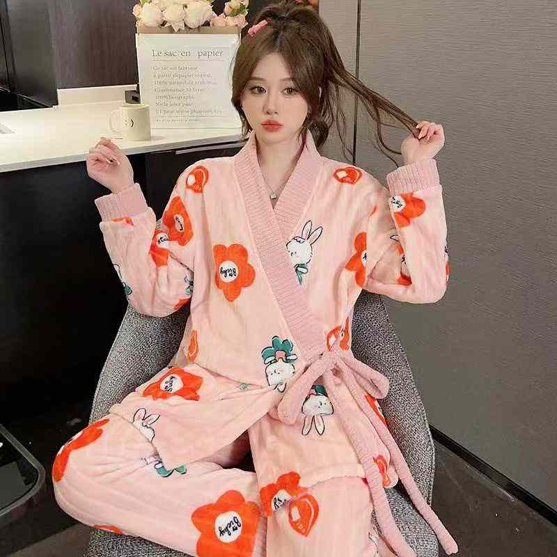 Women's winter flannel pajamas