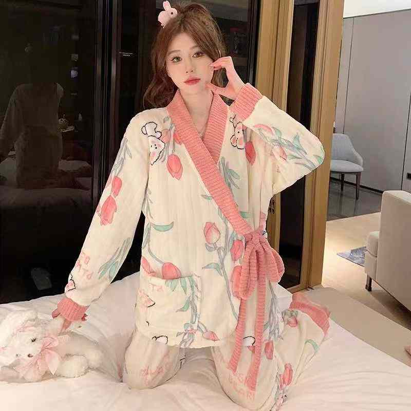 Women's winter flannel pajamas