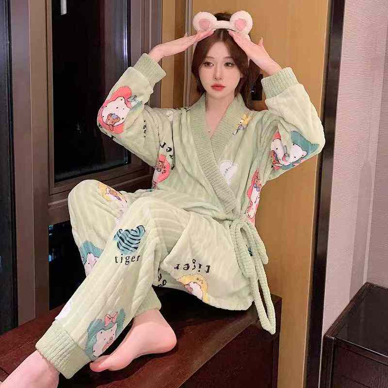 Women's winter flannel pajamas