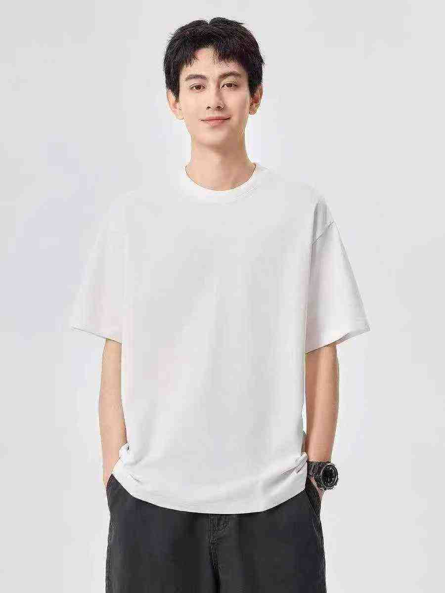 Men's light-colored T-shirt