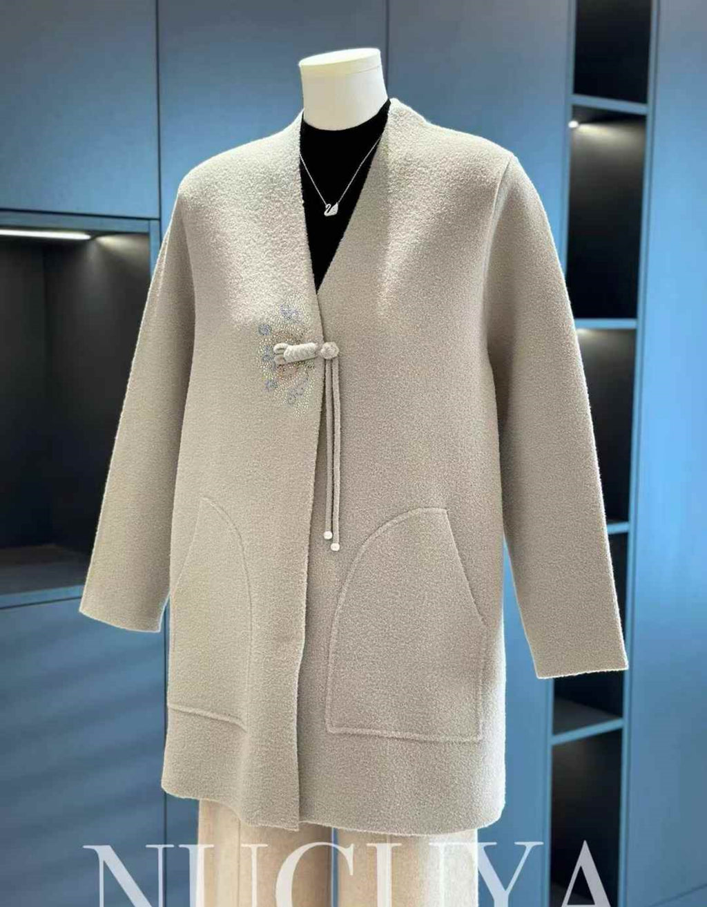 Women woolen coat