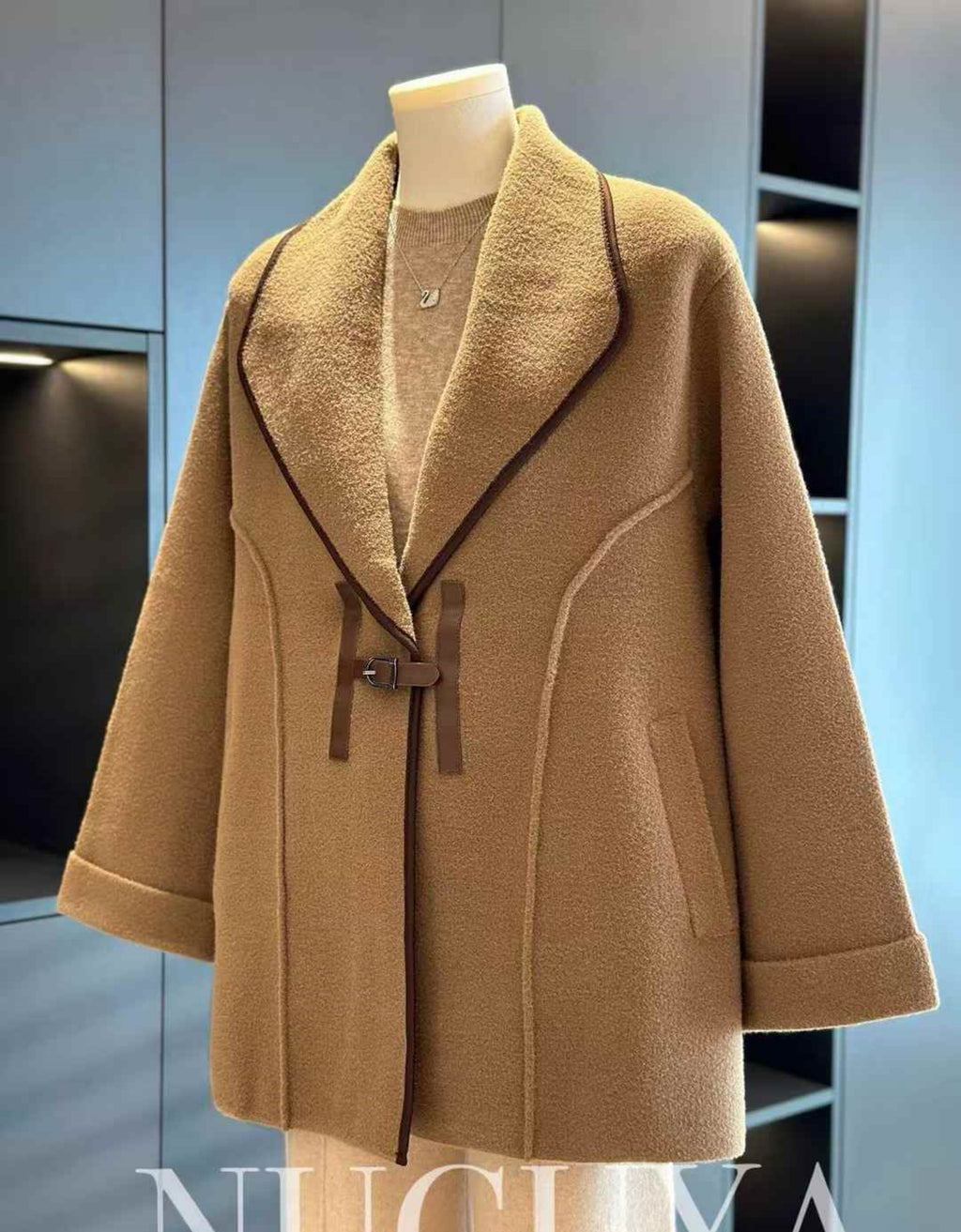 Women woolen coat