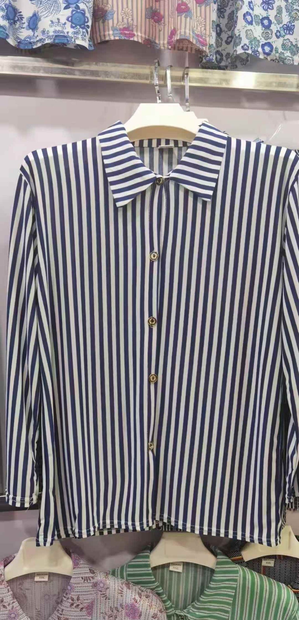 Women pattern shirts