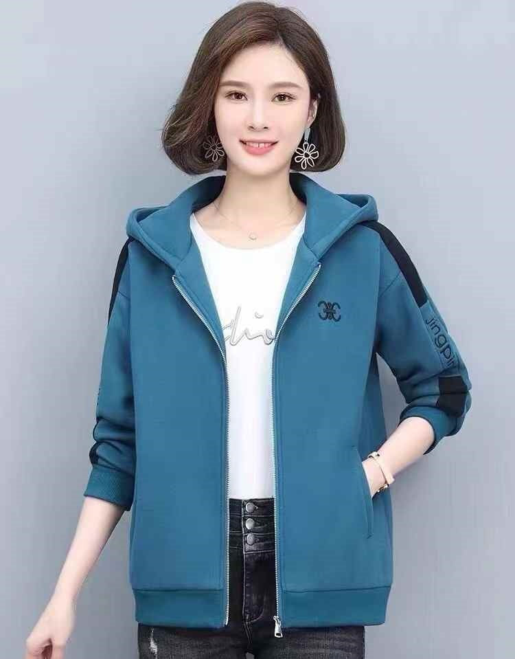 Women middle-aged zipper hoodies