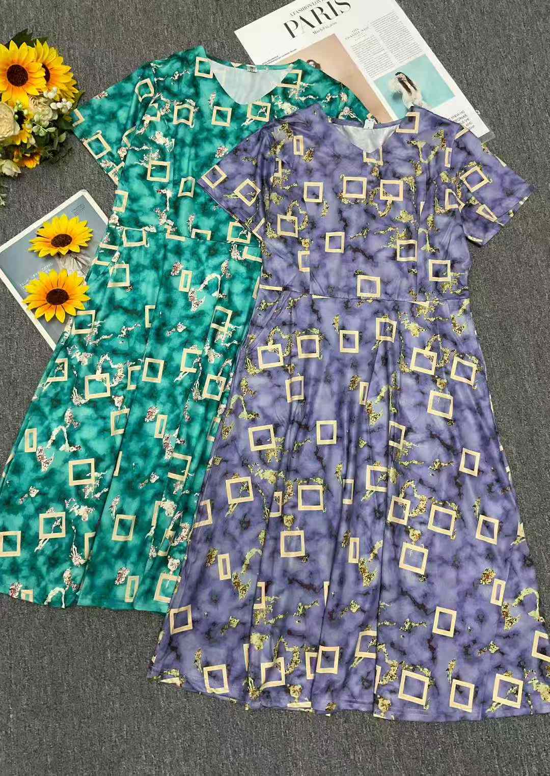 Middle-aged women's dress