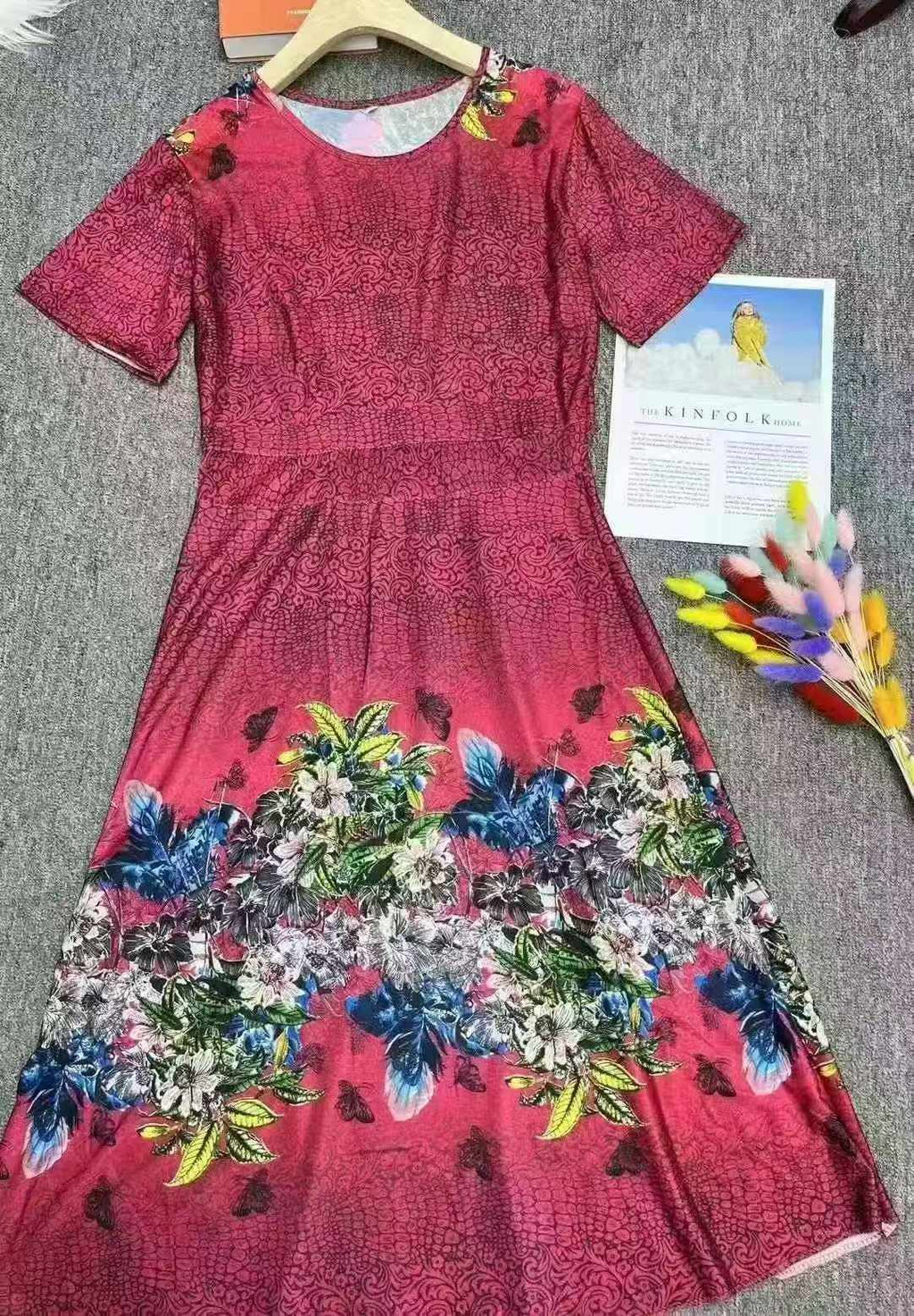 Middle-aged women's breathable dress