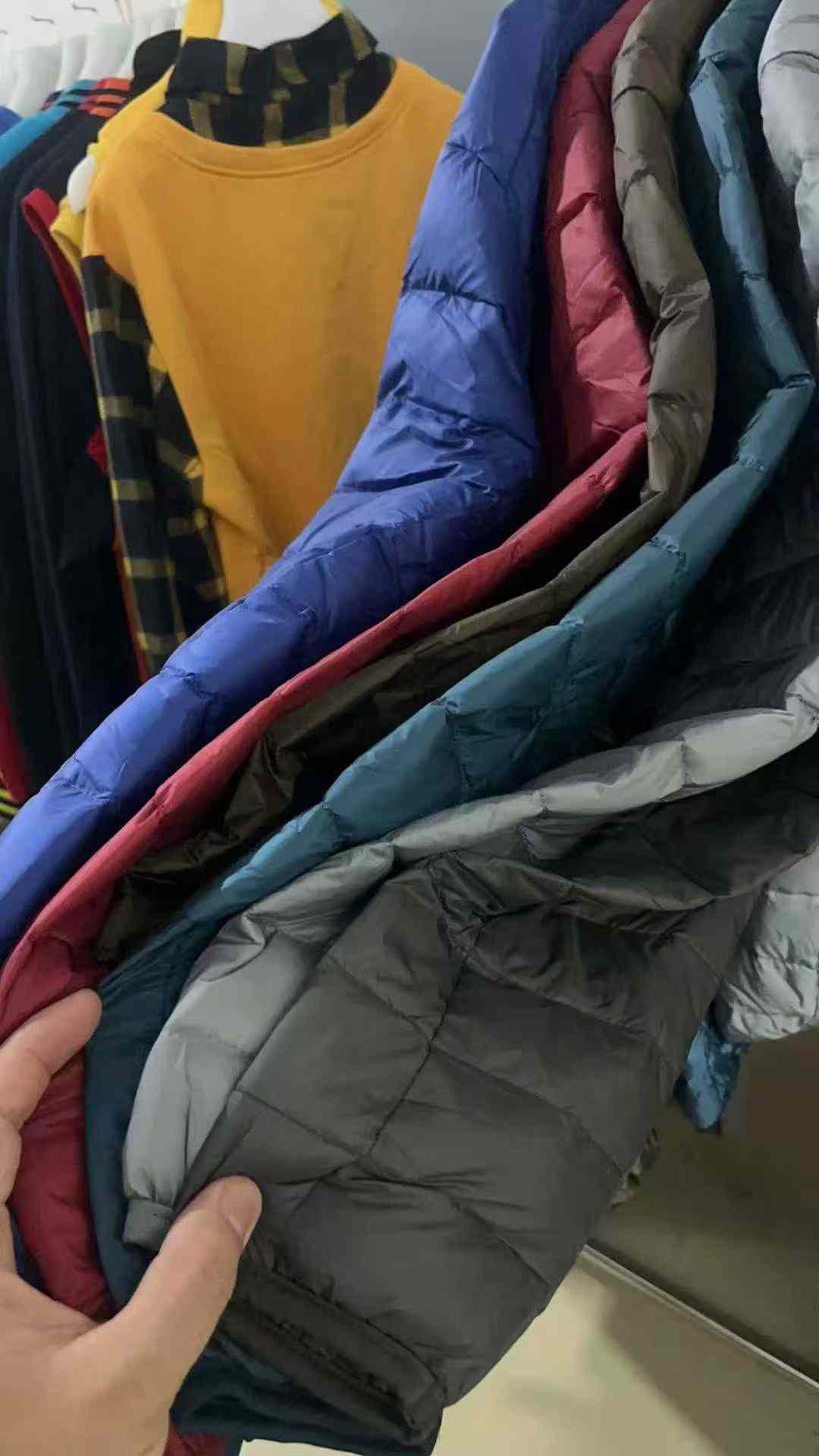 Men's lightweight down jacket