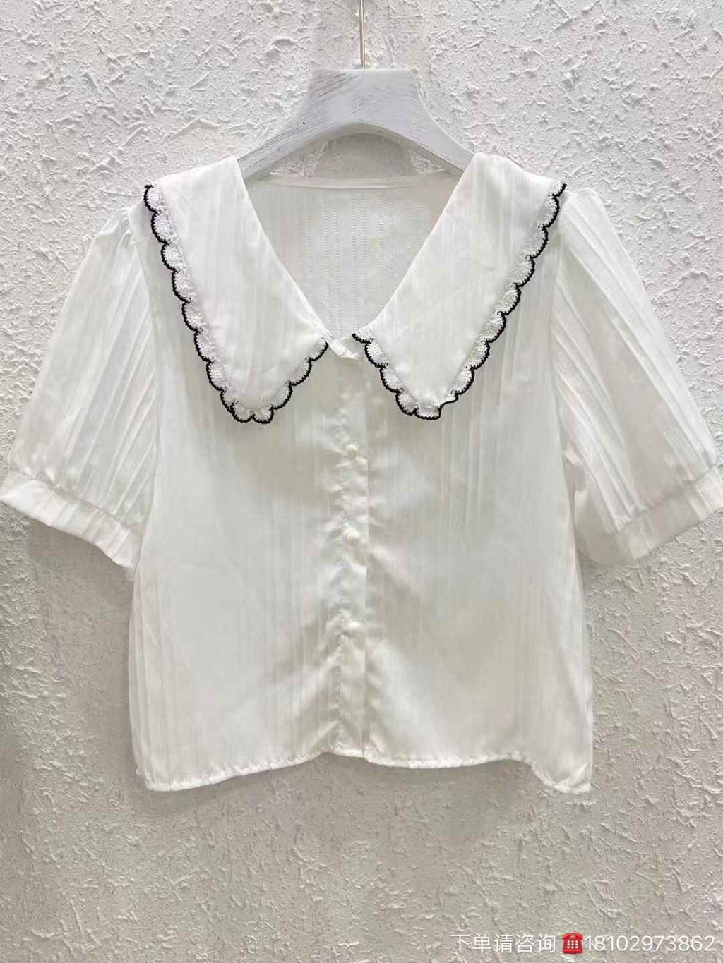 Women doll collar shirts