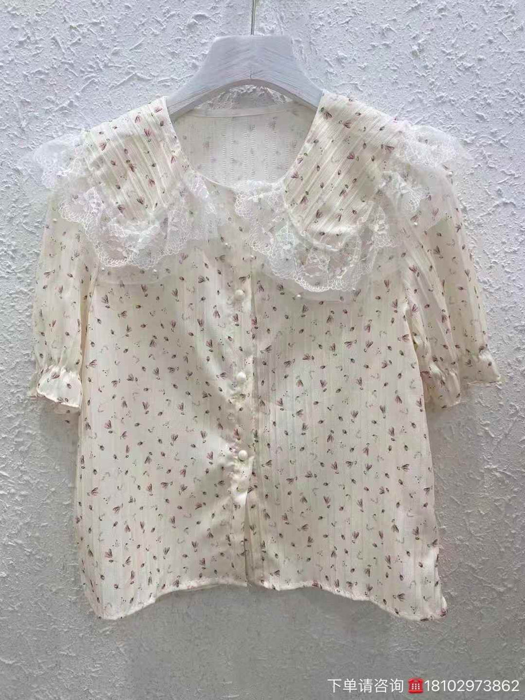 Women doll collar shirts