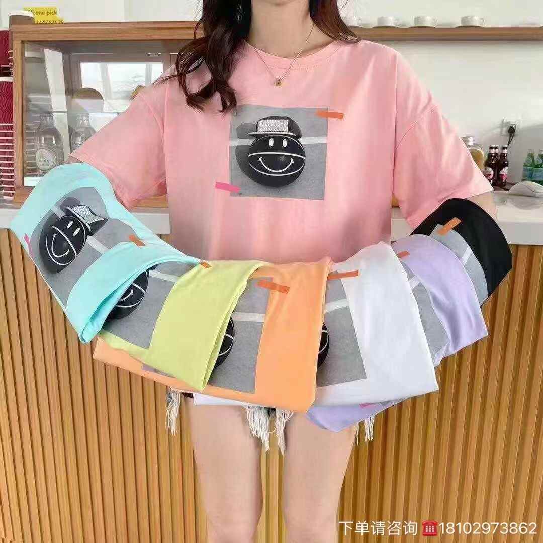 Women colorful T-shirts
