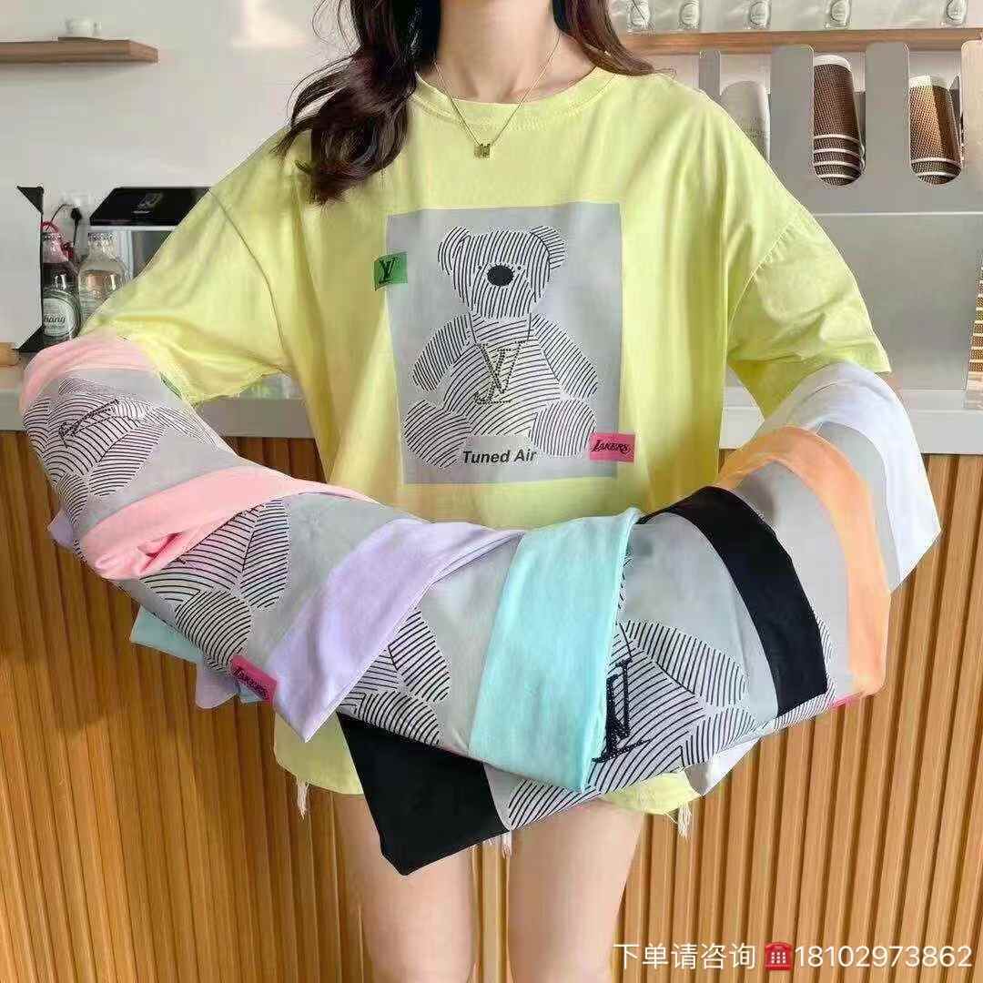 Women colorful T-shirts