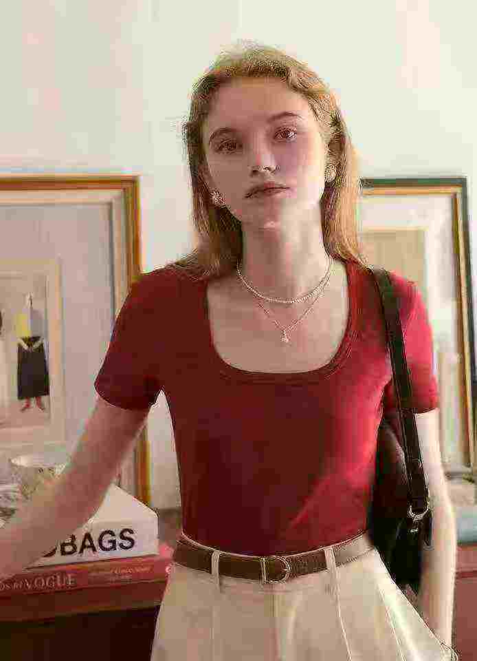 Women's round-neck knitted short-sleeved shirt