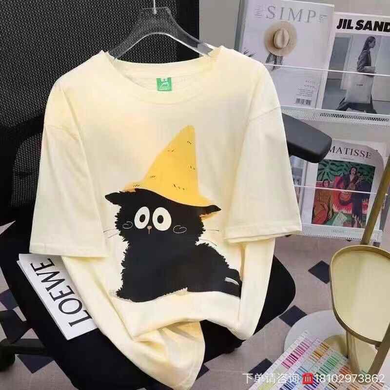 Women cartoon T-shirt