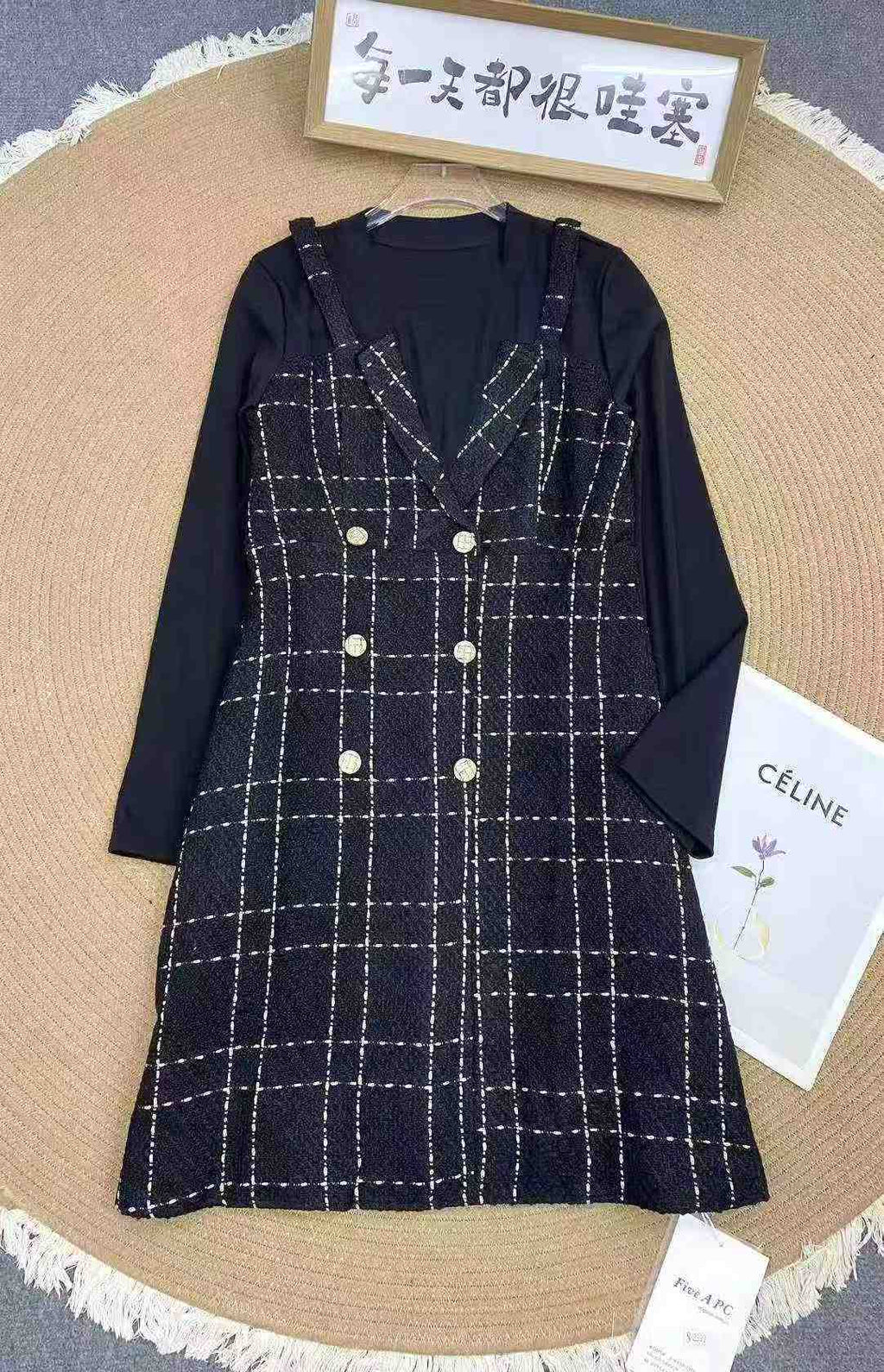 Women's elegant dress in black