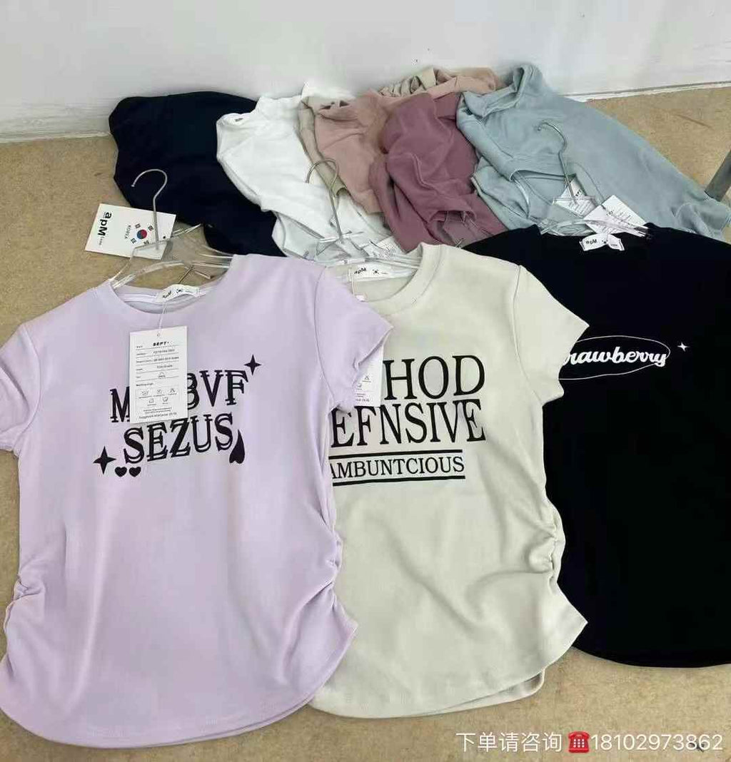 Women wrinkle T-shirt