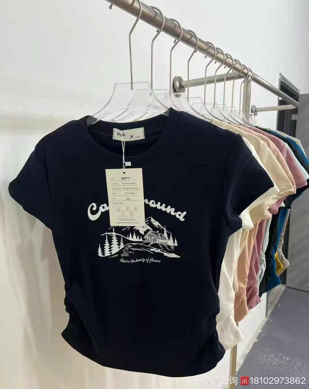 Women wrinkle T-shirt