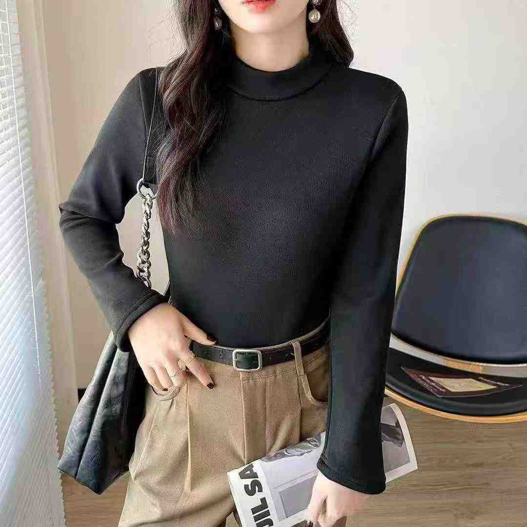 Women's black fitted baby fleece base shirt