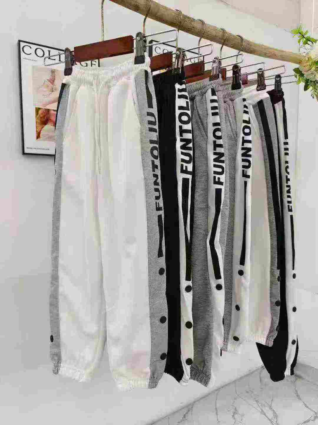 Kid's elastic-waist pants