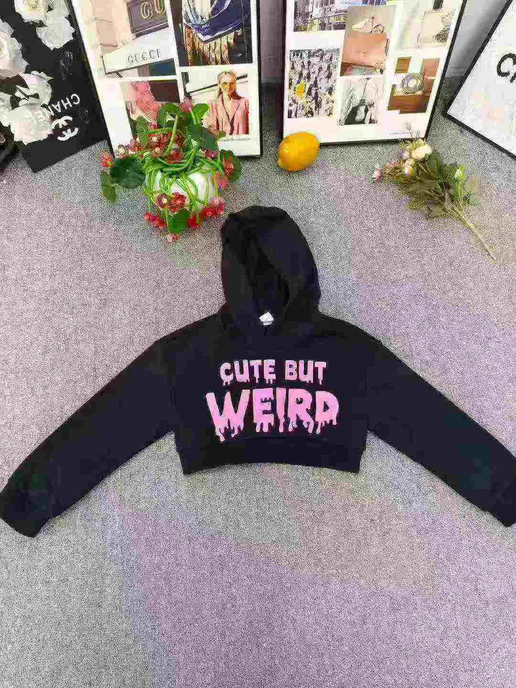 Kid's short-sleeved hooded sweatshirt