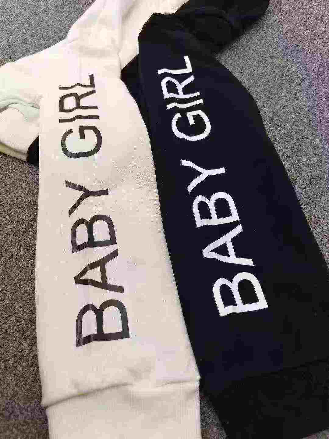 Kid's short-sleeved hooded sweatshirt