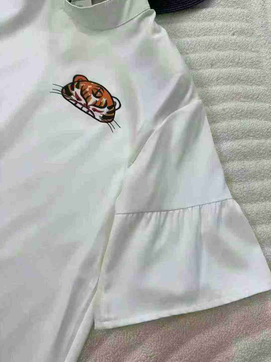 Women's print T-shirt