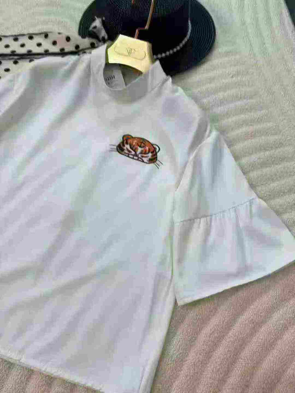 Women's print T-shirt