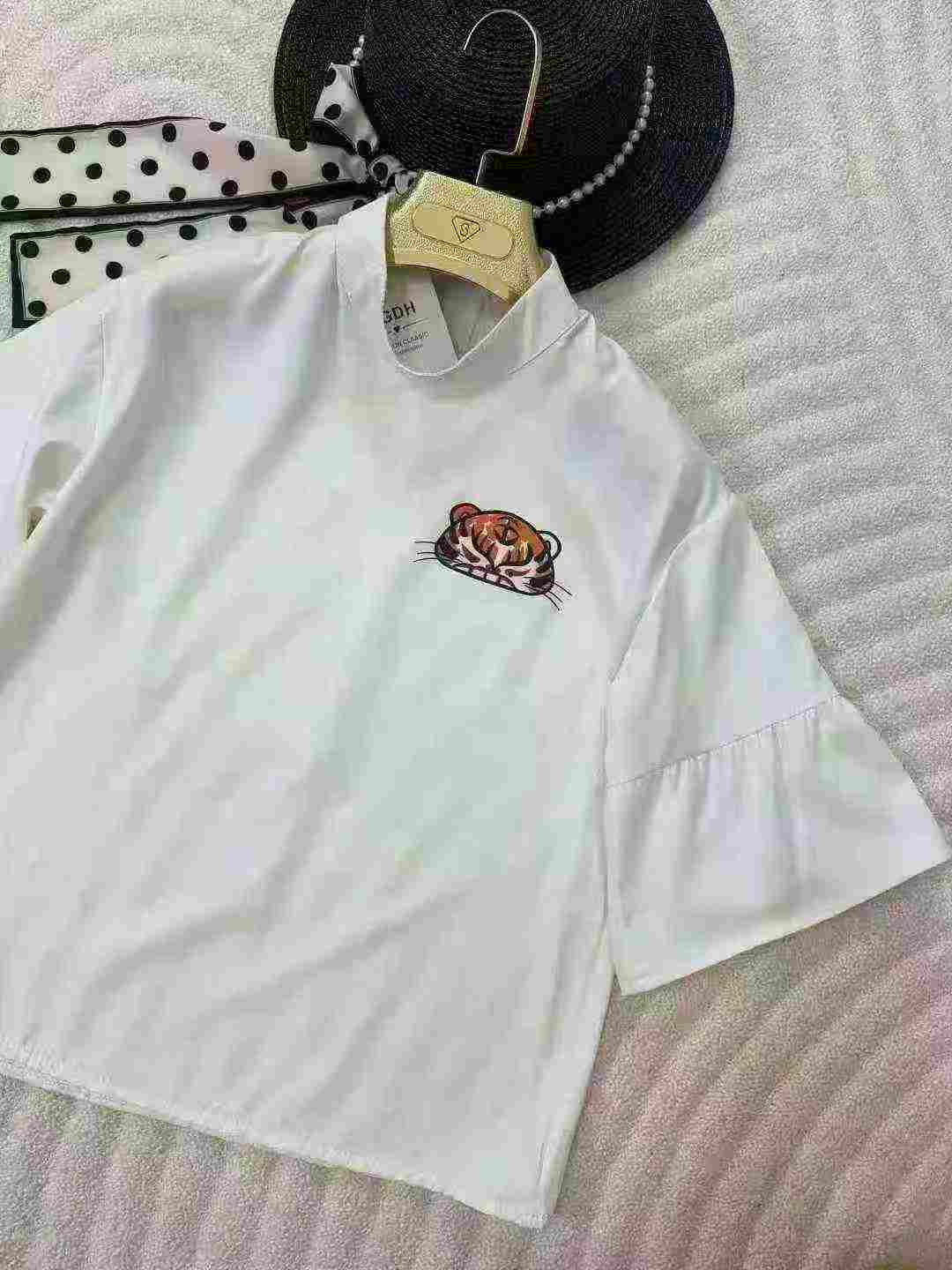 Women's print T-shirt