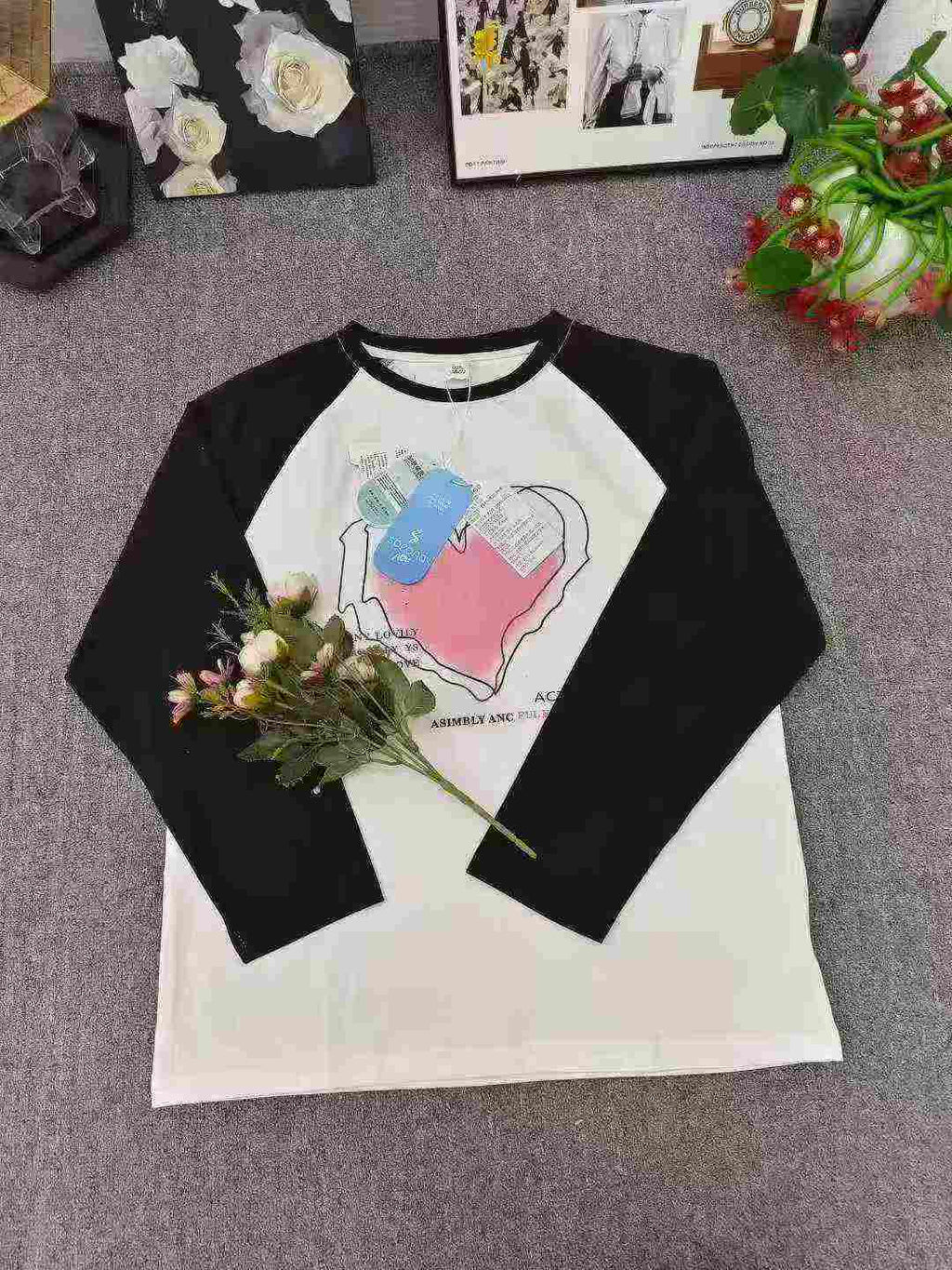 Kid's long-sleeved overcoat with shoulder straps