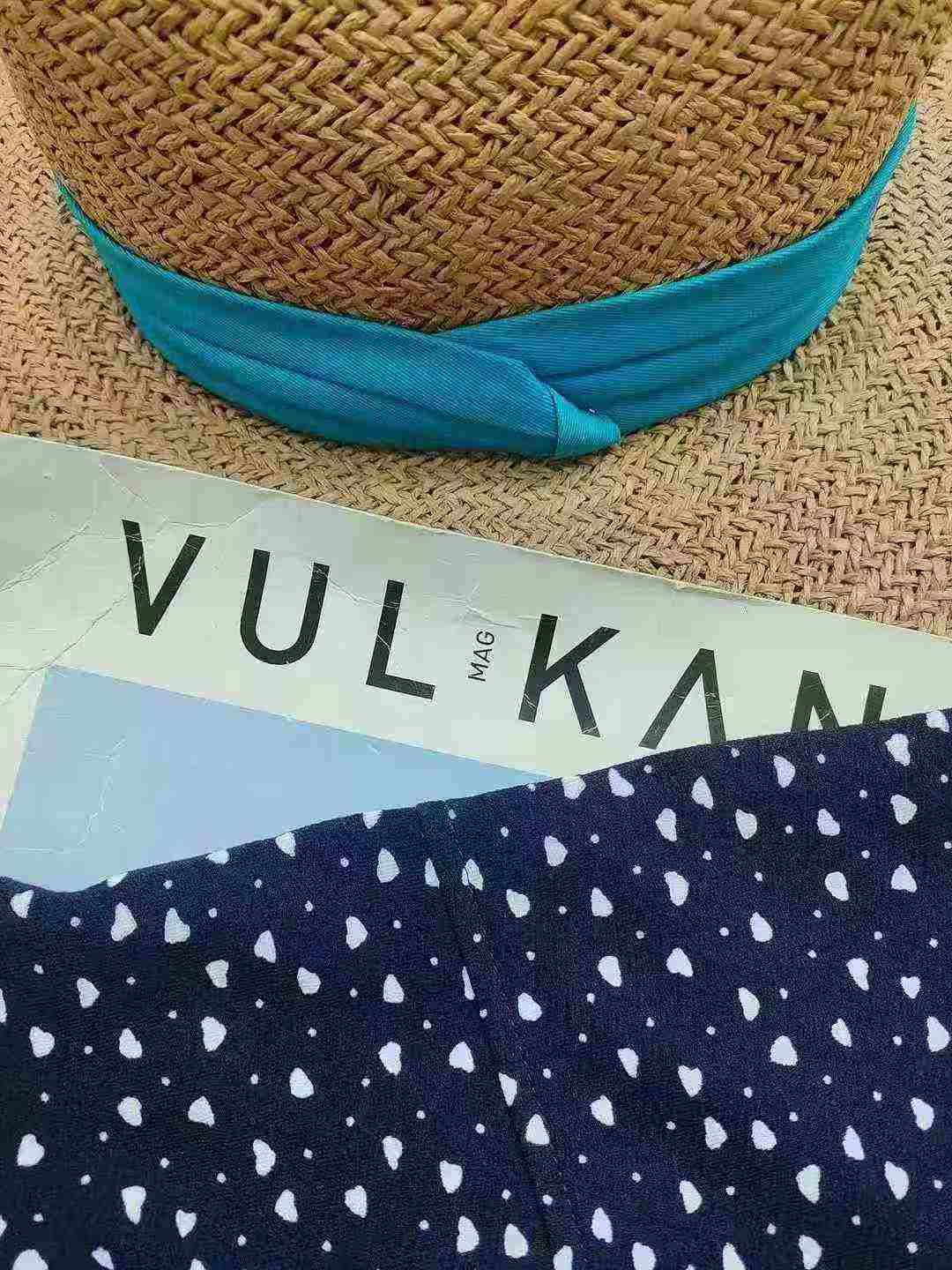 Women's dotted V-neck blouse