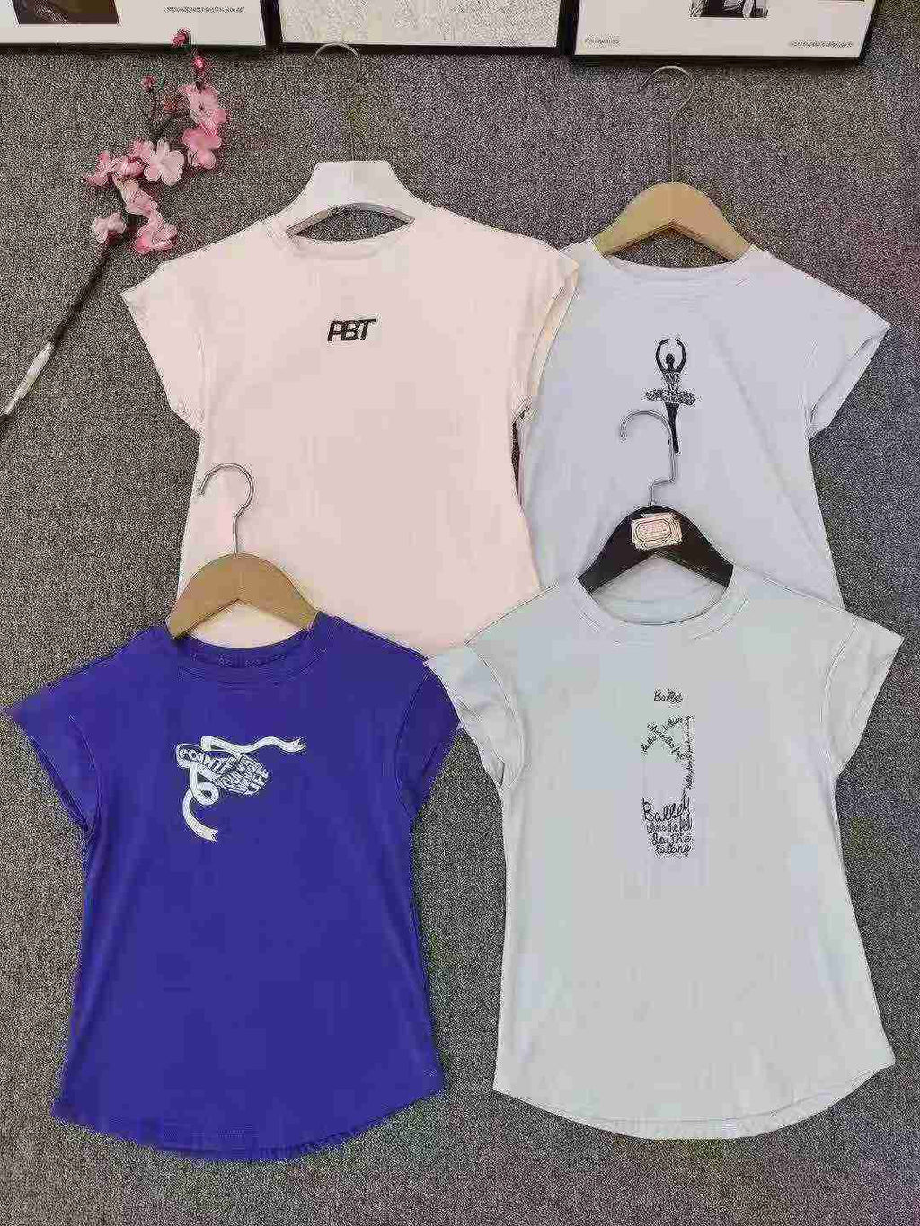 Kid's sports short-sleeved shirt