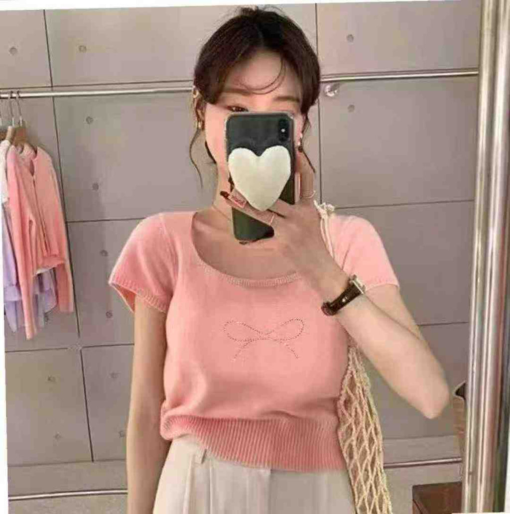 Women knitted t-shirts