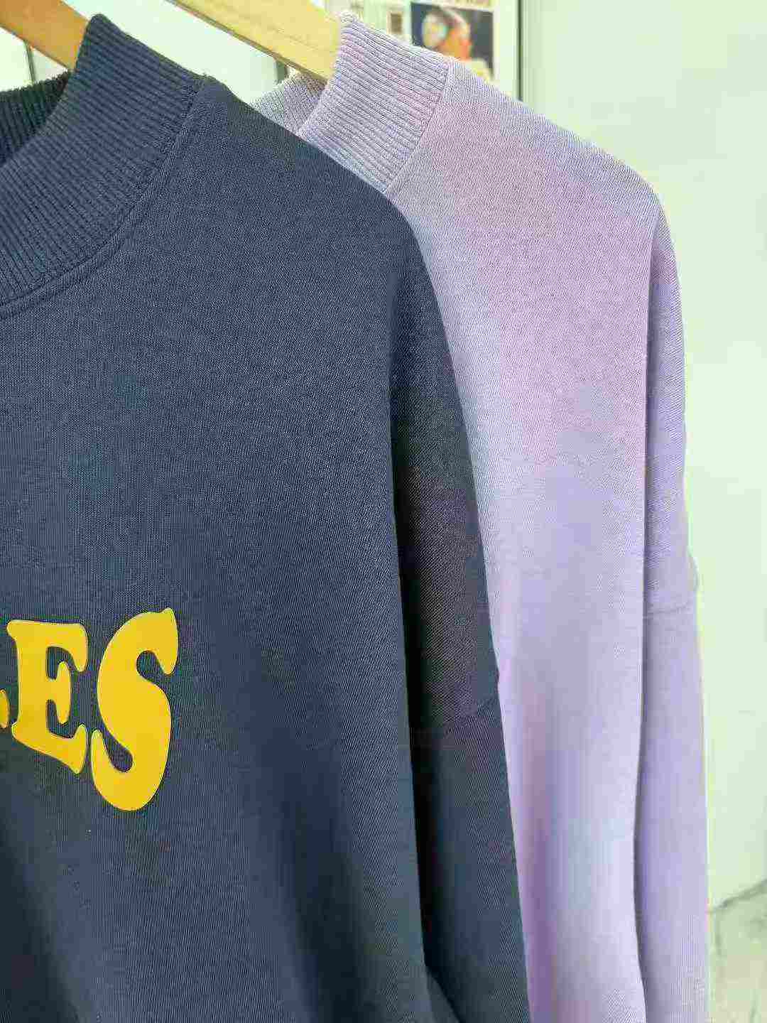 Women's letter-style hoodie