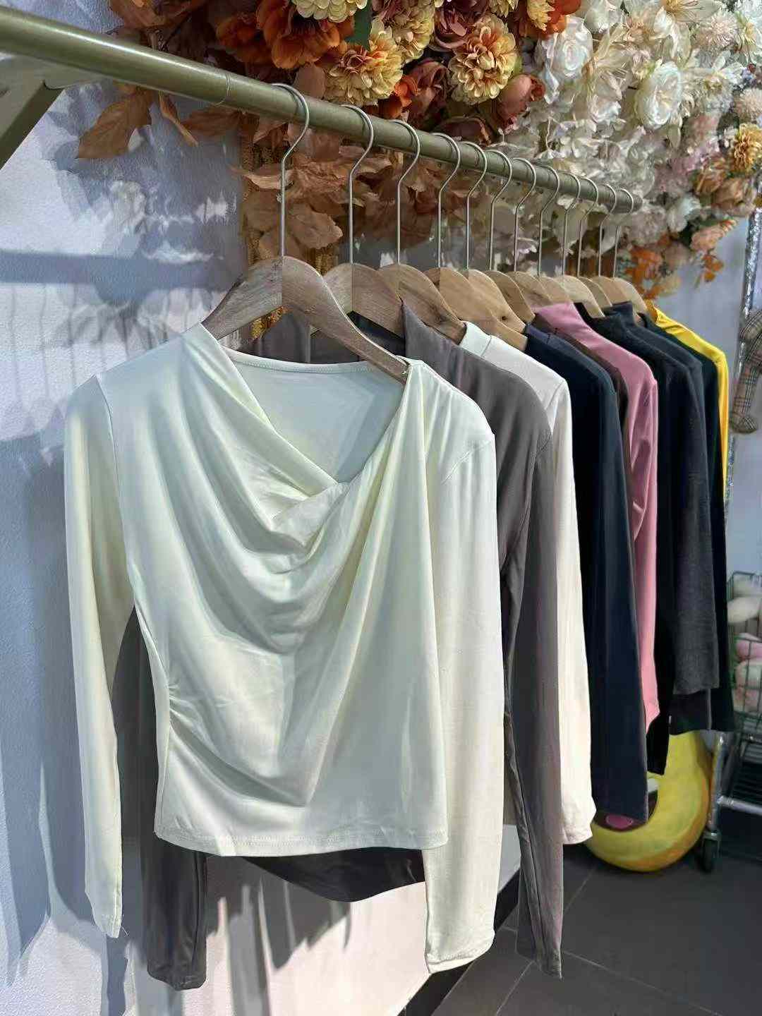 Women pure color long sleeves top