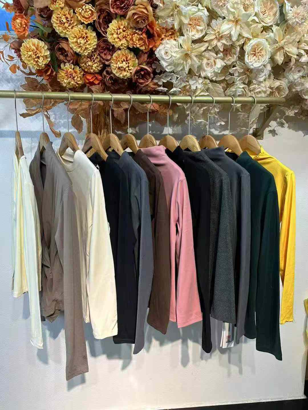 Women pure color long sleeves top