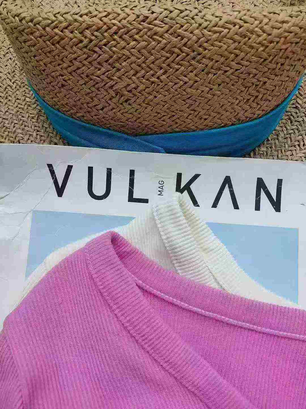 Women's V-neck cardigan top