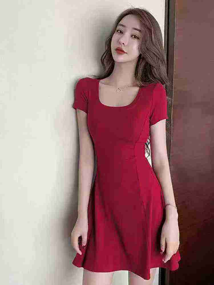 Women's French-style short petite round-neck fitted short-sleeved dress