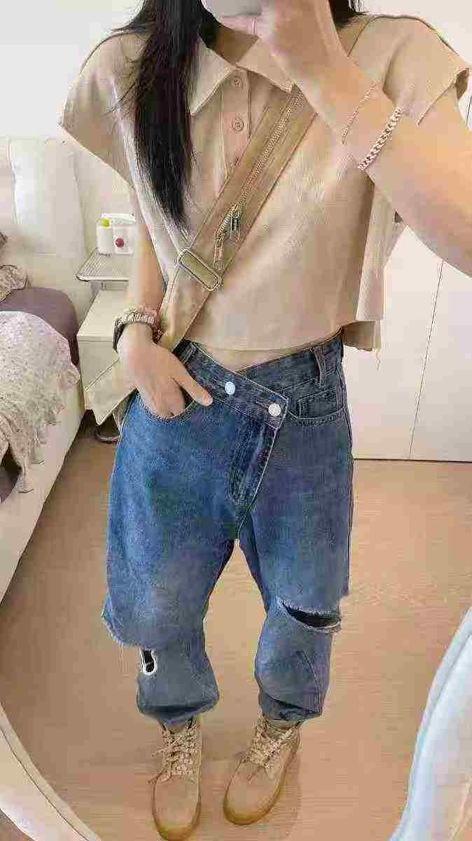 Women's distressed trend straight-cut soft fabric denim pants