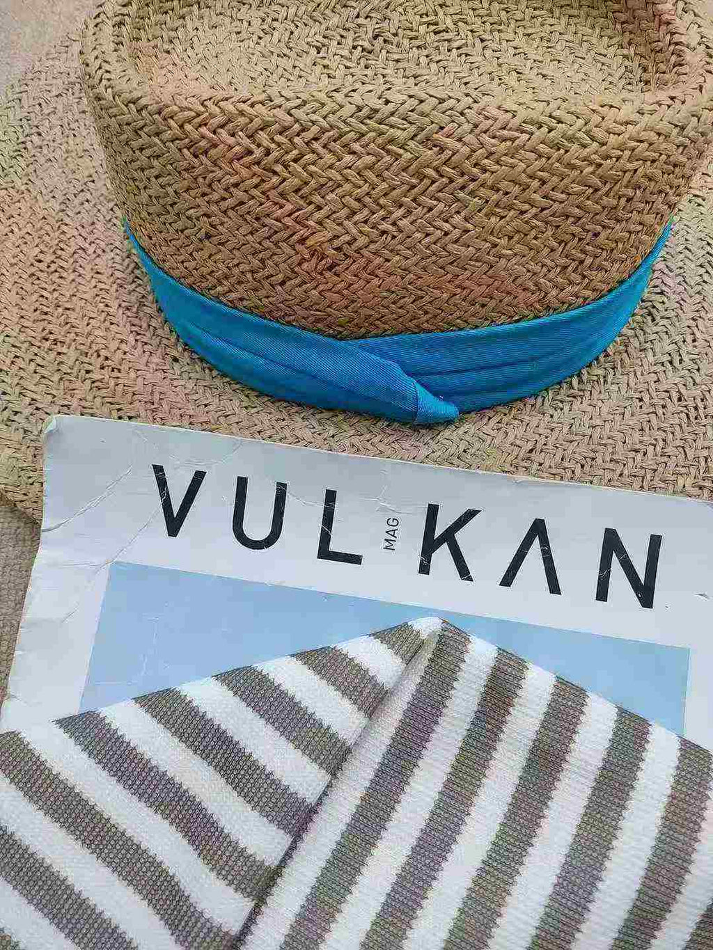 Kid's light brown striped fleece thickened straight-leg pants