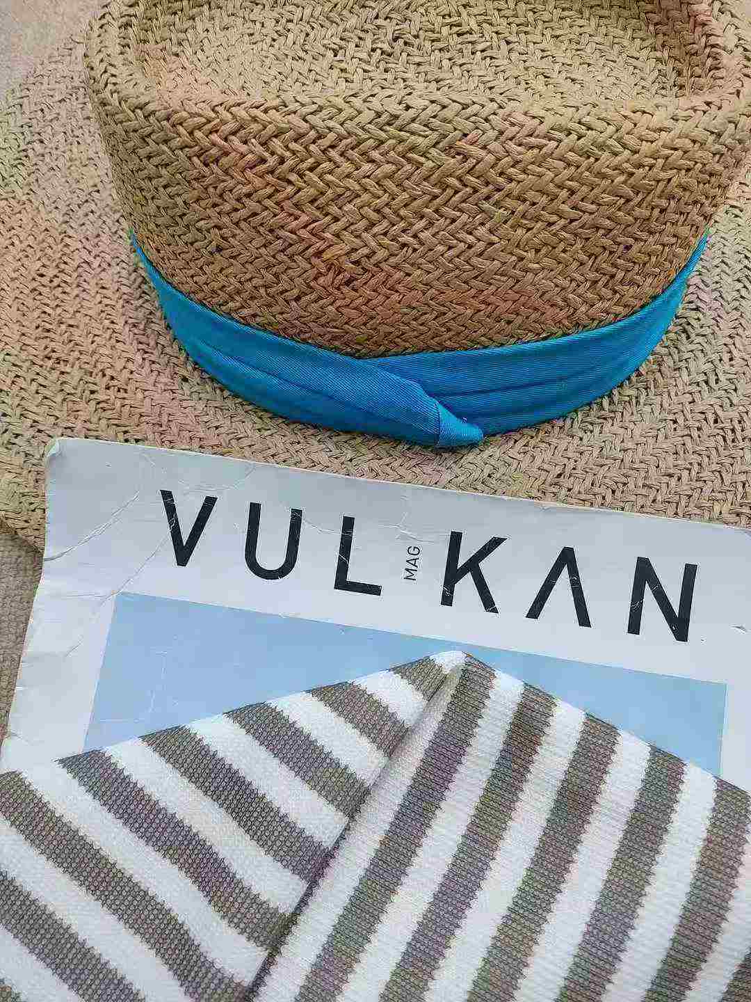 Kid's light brown striped fleece thickened straight-leg pants