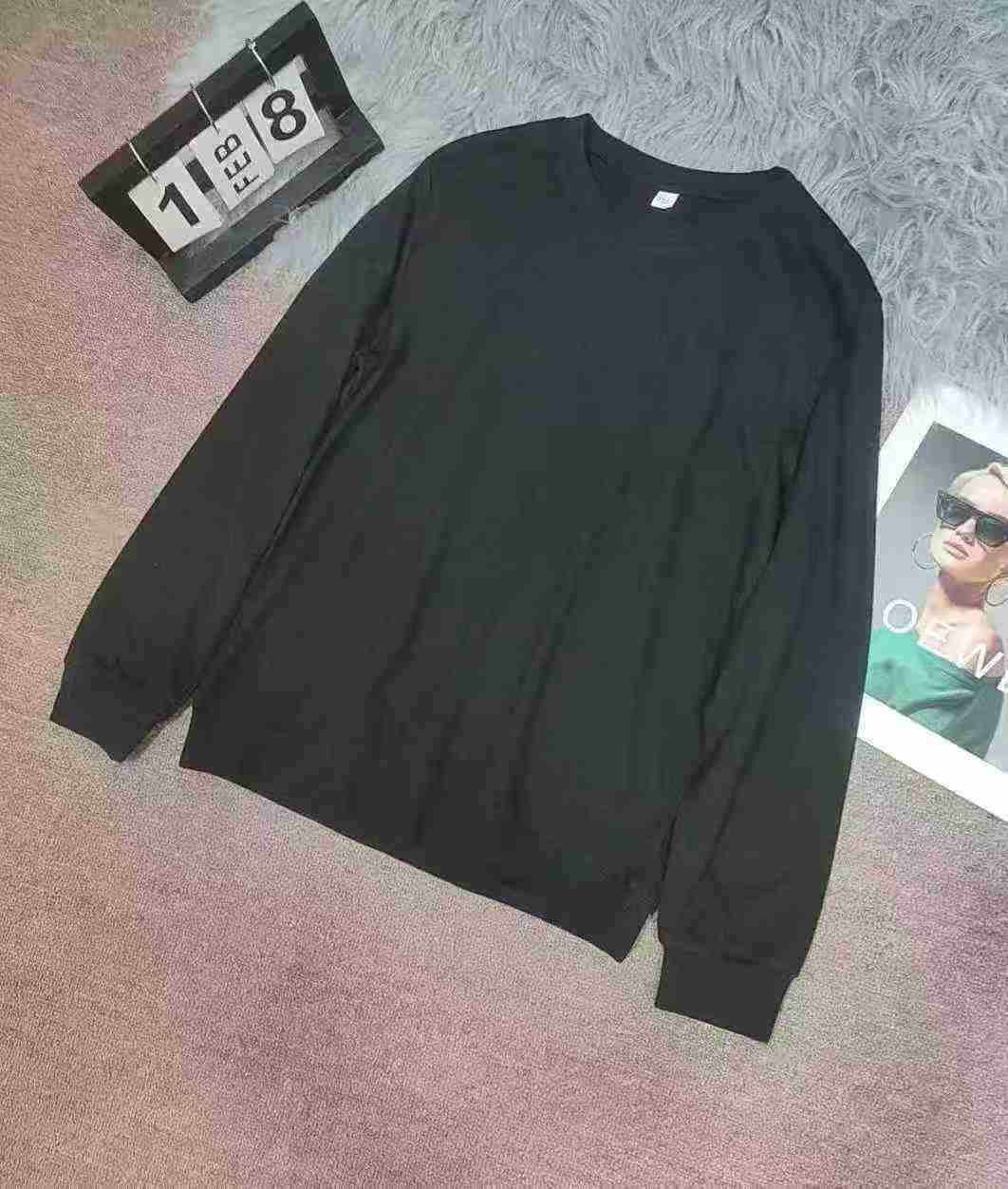 Kid's round-neck black hoodie